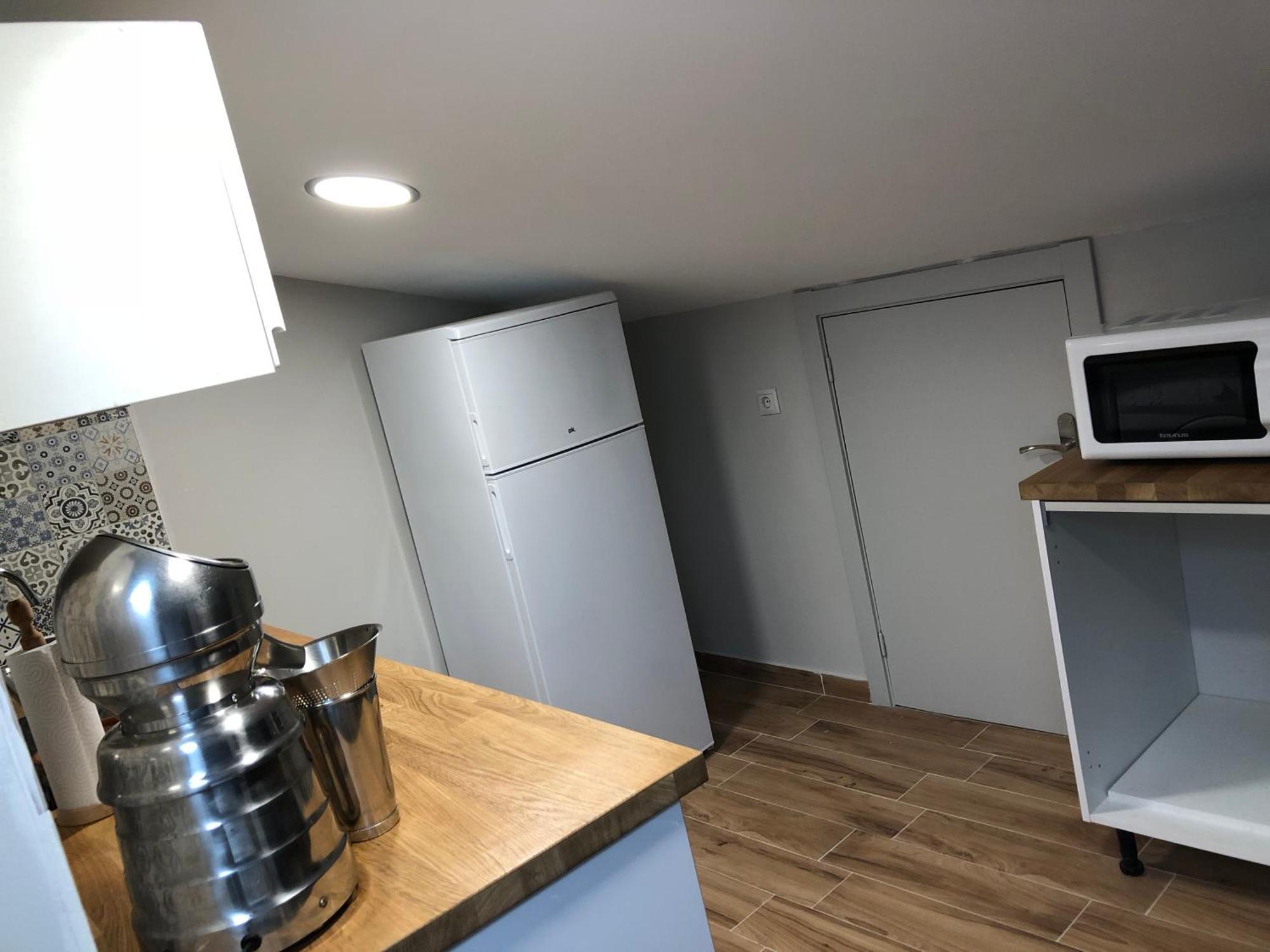 Habitacion Con Cocina Y Bano Bilbao Exteriér fotografie